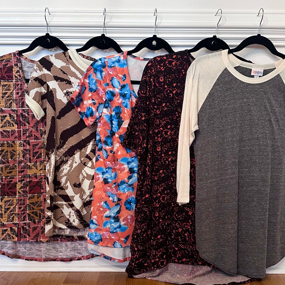 Bundle 5 LuLaRoe items. All size S
